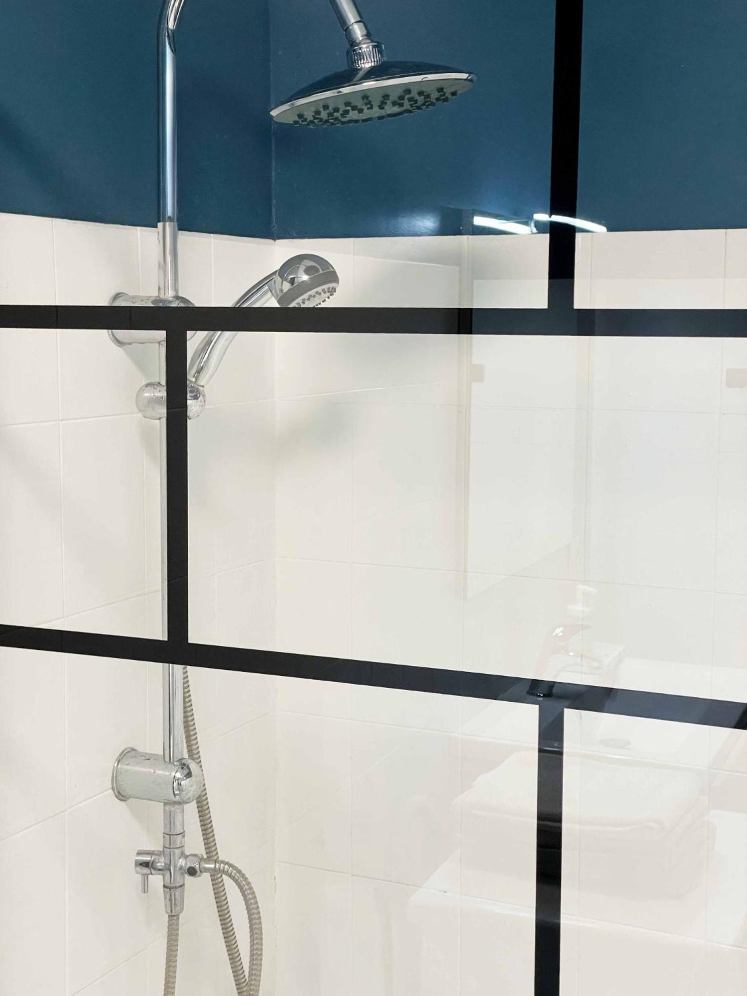 La Porte De L'échappée Verte - Salon Extérieur&parking Privé *