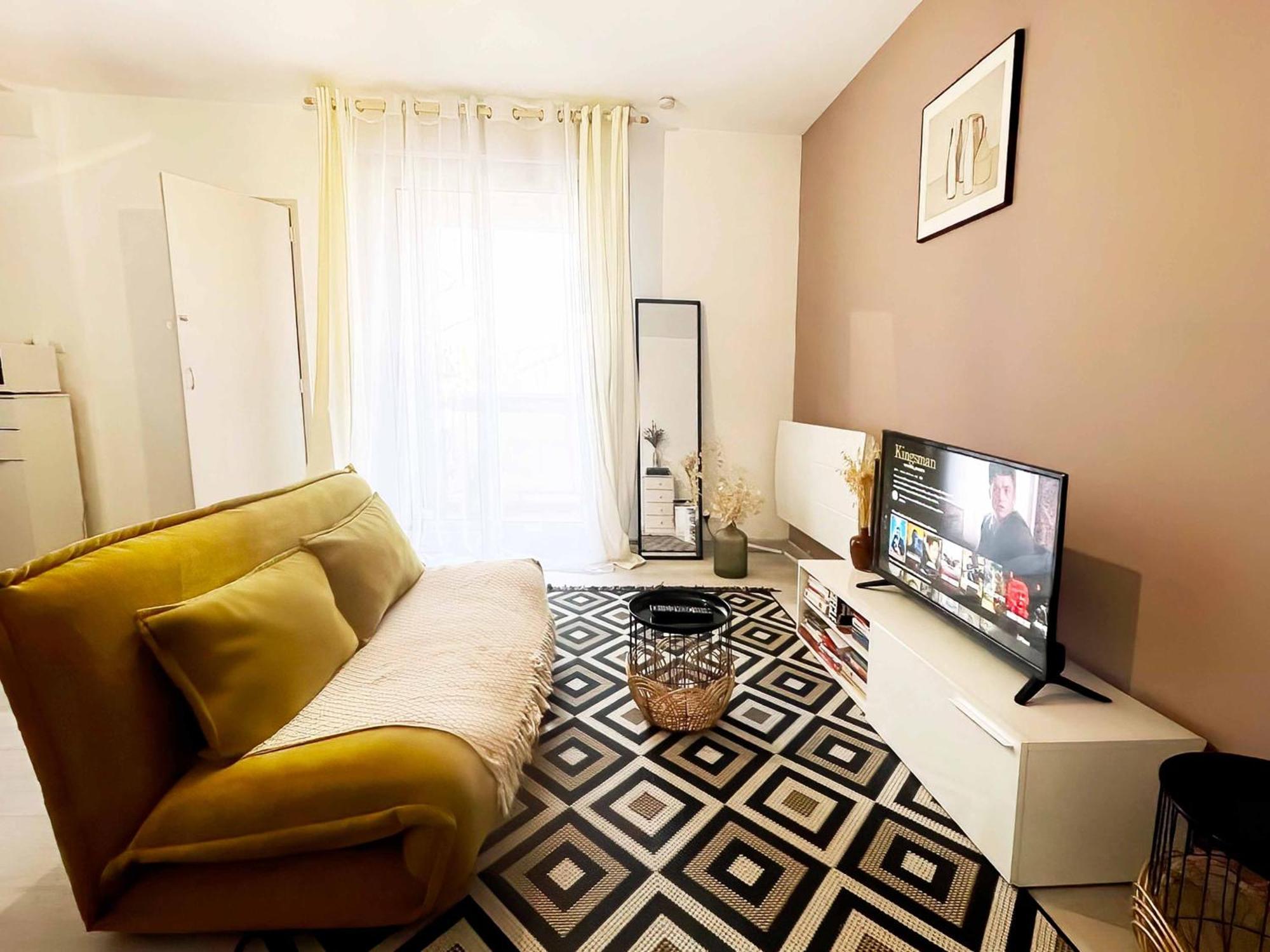 La Porte De L'échappée Verte - Salon Extérieur&parking Privé *